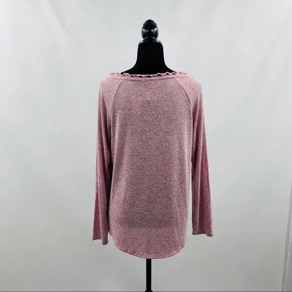 Gibson Ruffle Edge Raglan Pullover - Picture 9 of 12